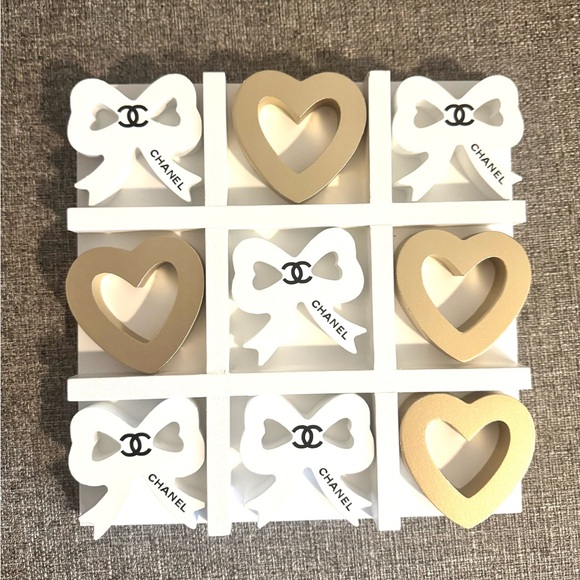 Chanel Gold and White Heart and Bow Tic Tac Toe Decor - Picture 4 of 4